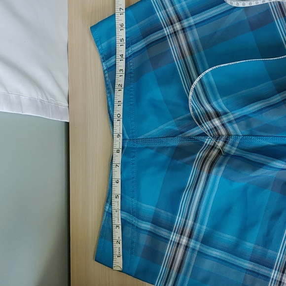 Ripzone Swim Shorts Size Med - Picture 6 of 7